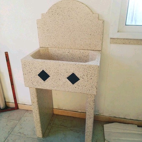 Pila lavabo realizzate in - -,